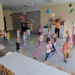 Króliczki - zajęcia taneczne i poznawcze - Kocham Cię, Te amo