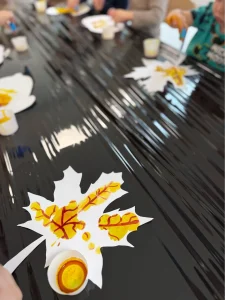 Delfinki - Barwy jesieni i jesienny teatrzyk