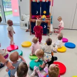 Dinusie - Czerwony Kapturek