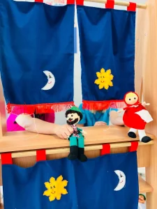 Dinusie - Czerwony Kapturek