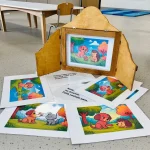 Dinusie - Teatrzyk Kamishibai-O piesku, który szukał przyjaciela