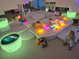 Niedźwiadki - cotygodniowe zabawy z pokoju terapii światłem