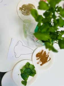 Dinusie - Gramy zmysłami-węch