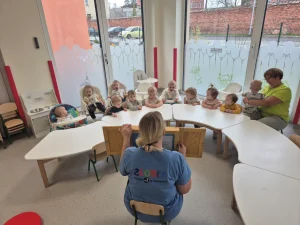 Niedźwiadki - teatrzyk kamishibai o misiu