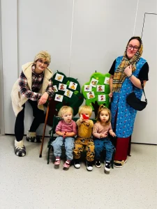 Dinusie - Dzień Babci i Dziadka