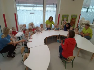 Niedźwiadki - poczytajki z Panią z biblioteki