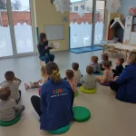 Króliczki - Odwiedziny Pani z Biblioteki