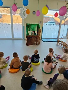 Króliczki - Teatrzyk Zwierzęta leśne - Mieć Towarzysza