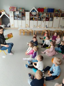 Króliczki - Wizyta Pani z Biblioteki