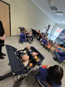 Niedźwiadki - teatrzyk MY SIĘ ZIMY SIE BOIMY