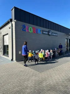 Delfinki - W poszukiwaniu Zajączka Wielkanocnego